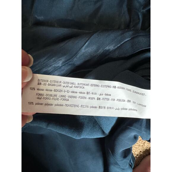 NWT Zara Crop Top Blouse, Mock Neck, long sleeve, ruched hem in blue size medium - Picture 10 of 11